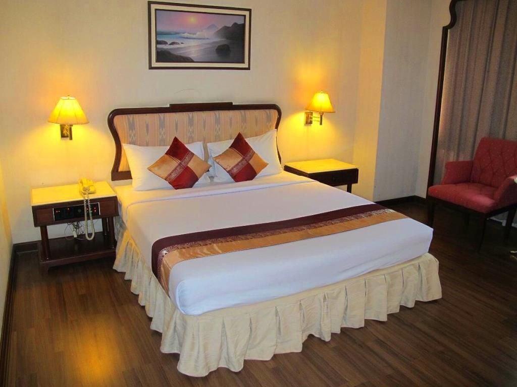 Lee Gardens Hotel Hat Yai Exterior photo