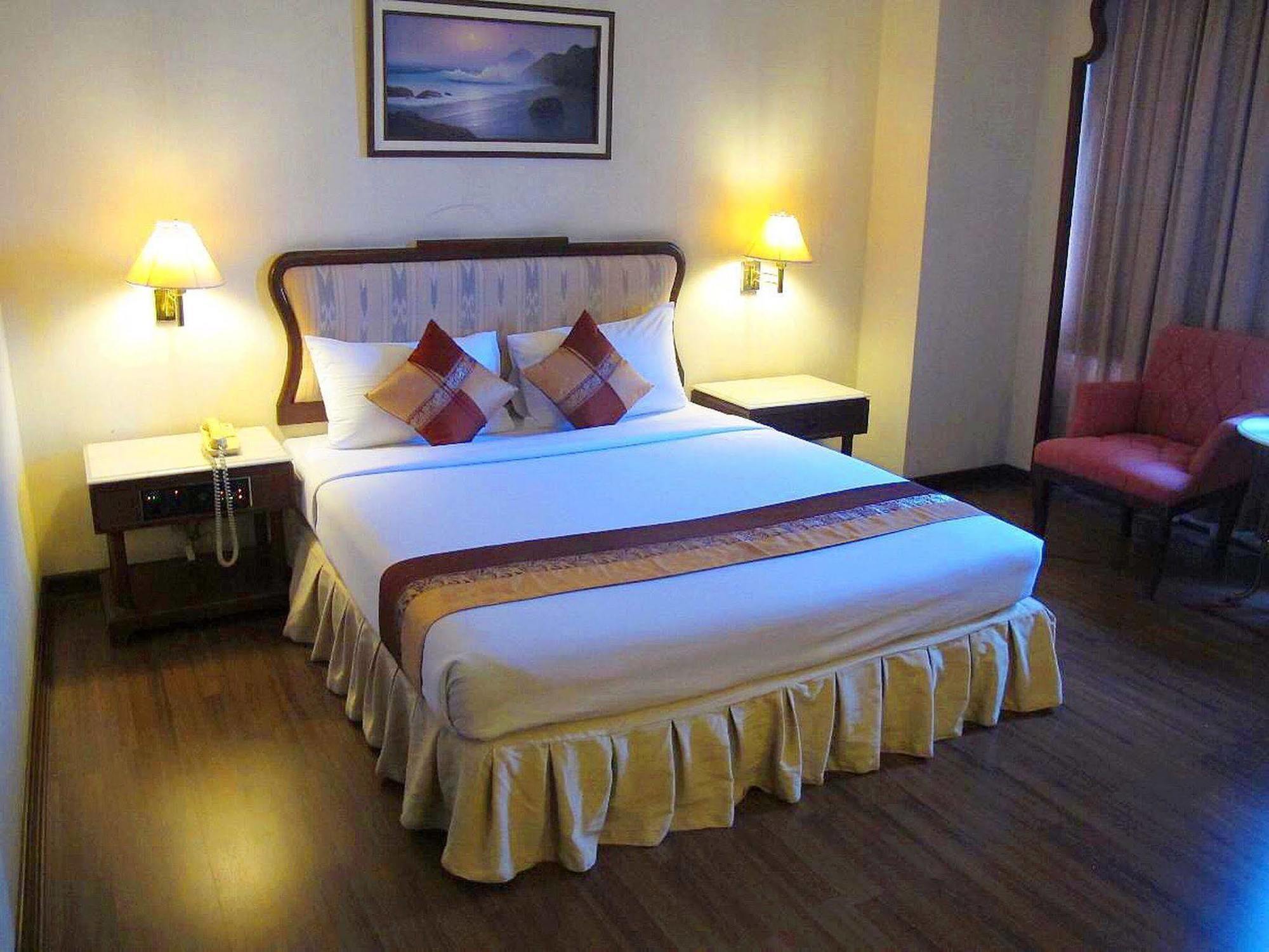Lee Gardens Hotel Hat Yai Exterior photo